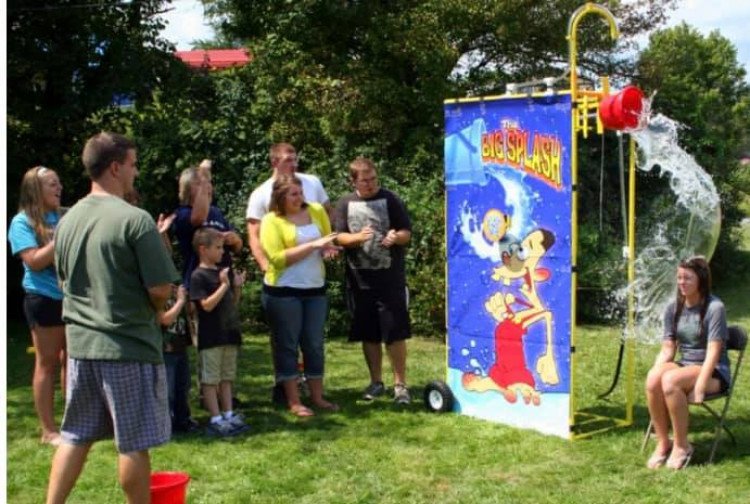 Bucket Dunk Tank